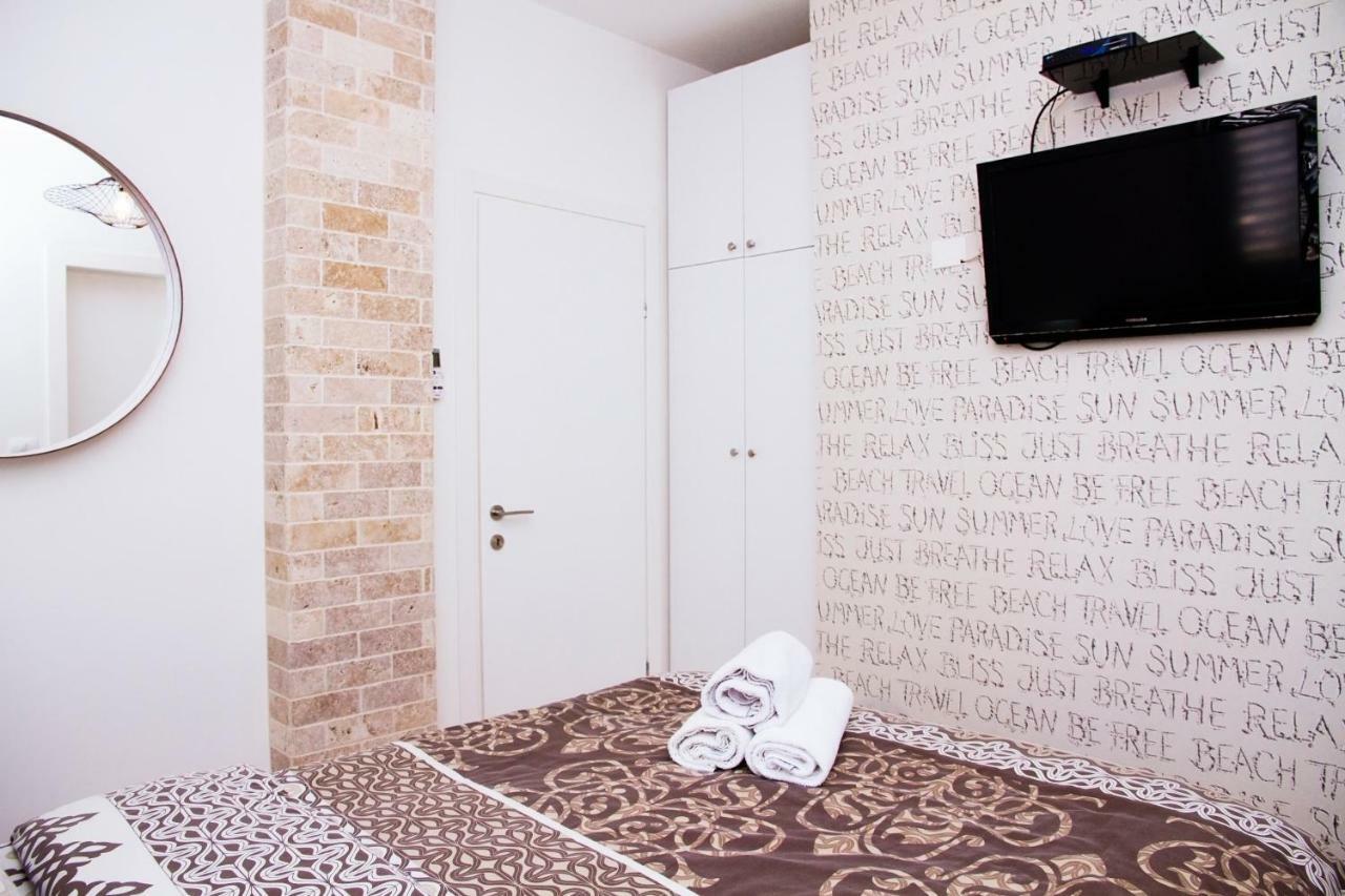 Apartments4You Etsel バト・ヤム エクステリア 写真